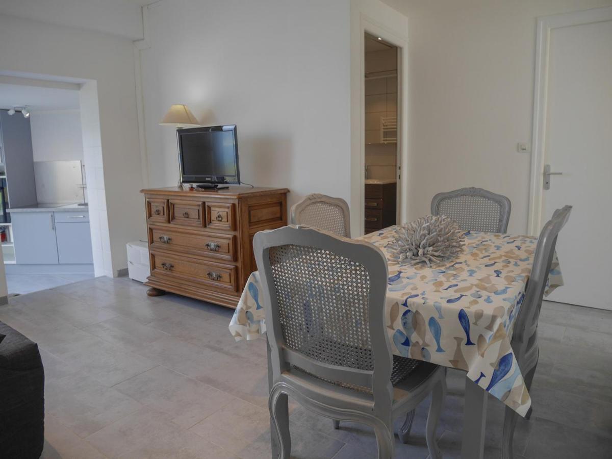 Appartement Renove En Plein Centre De Palais Avec Cour Ensoleillee, Proche Du Port, Animaux Acceptes - Fr-1-418-222 Bagian luar foto